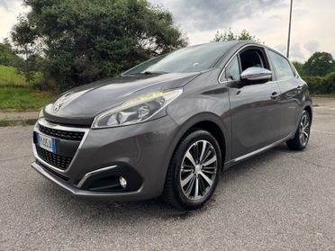 Peugeot 208 tagliandata cinghia nuova Neopatentati