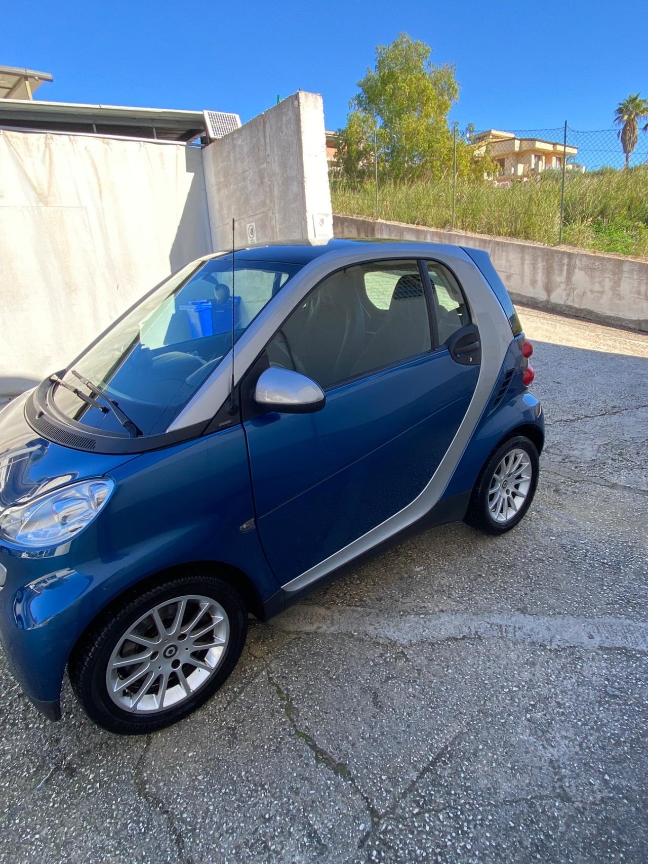 Smart ForTwo 800 33 kW coupé pure cdi