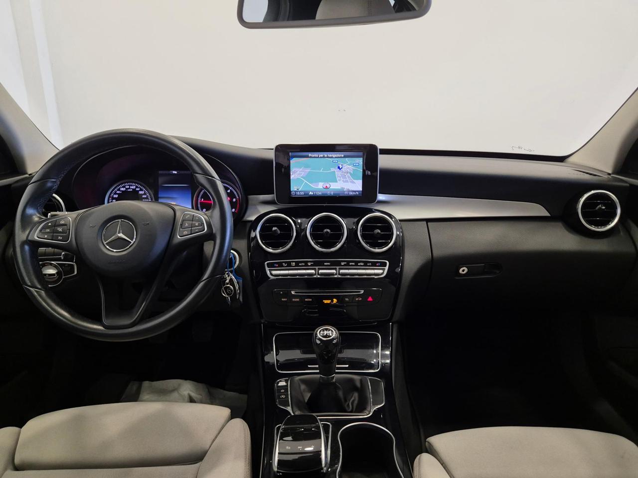 MERCEDES-BENZ C 180 d Executive