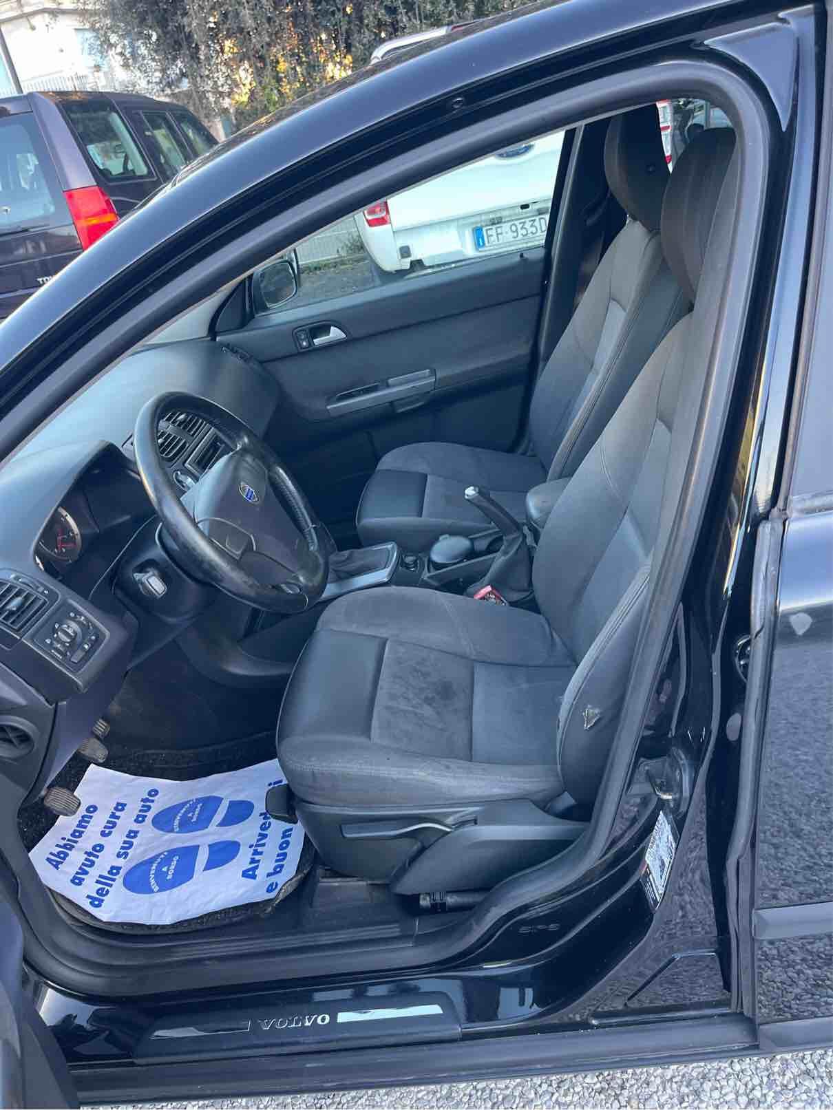 VOLVO V 50 - 1.6 D - SUMMUM