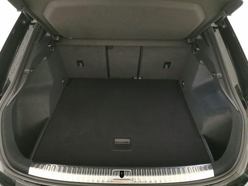 Audi Q3 Sportback 35 2.0 tdi S line edition s-tronic