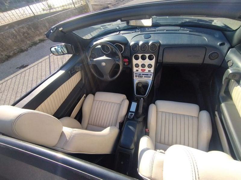 Alfa Romeo Gtv/Spider Spider 2.0i 16V Twin Spark cat L