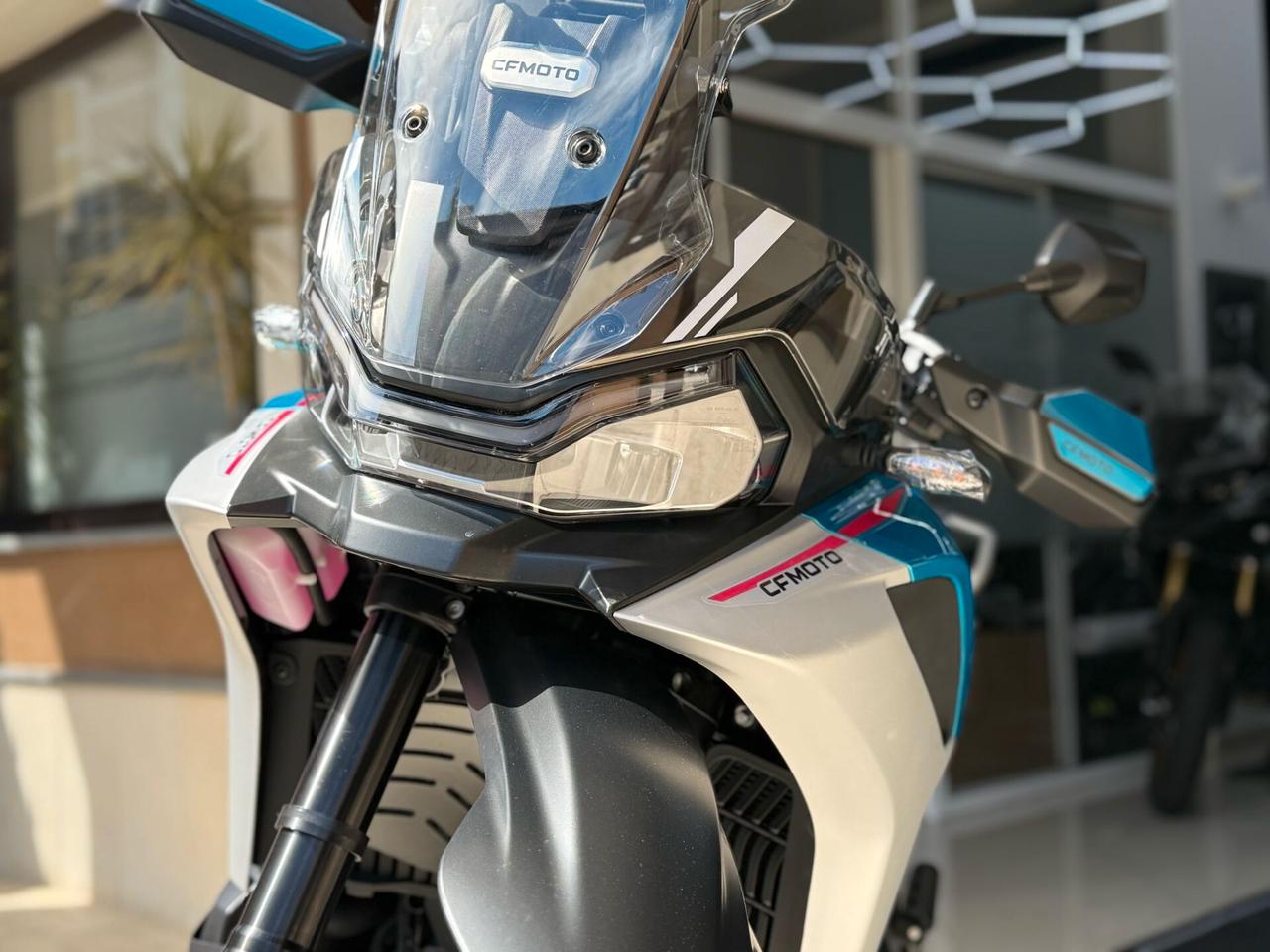 CFMOTO MT-X 800 ALTA 870