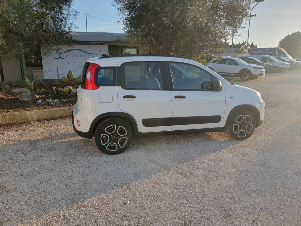 Fiat Panda 1.0 Hybrid 70CV City Life Km.0