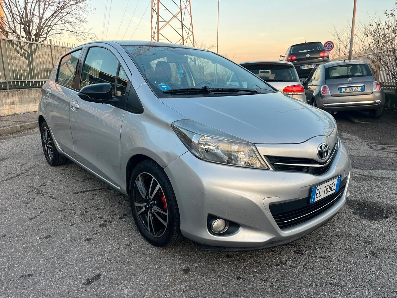 Toyota Yaris 1.4 D-4D Lounge 90CV