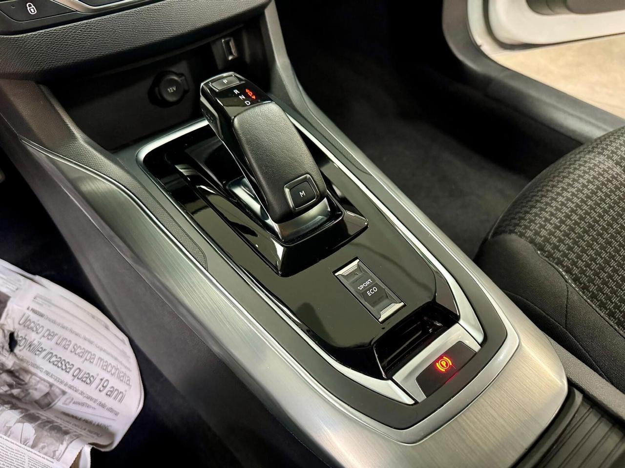 Peugeot 308 1.5 BlueHDi 130cv EAT8 Business 2021