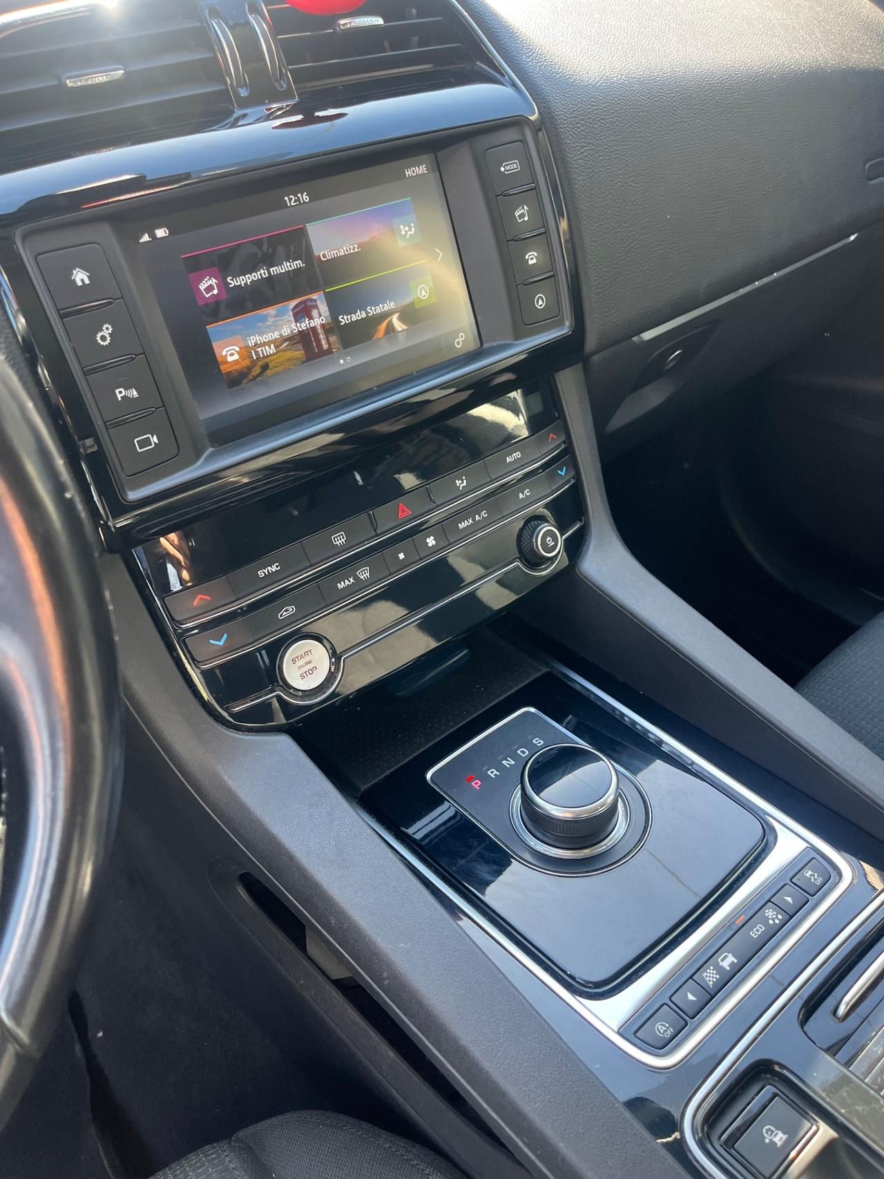 Jaguar F-Pace 2.0 D 180 CV AWD aut. Pure