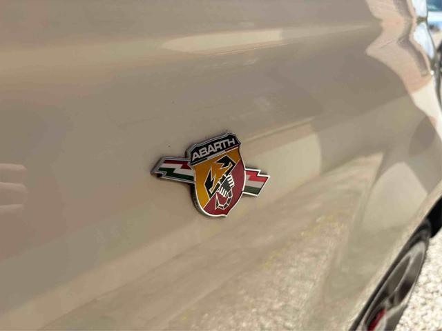 ABARTH 500 C 1.4 Turbo T-Jet MTA