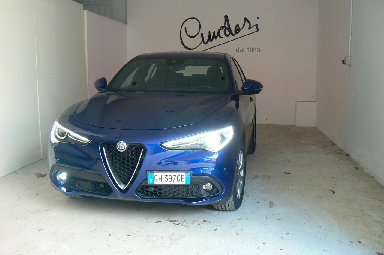 Alfa Romeo Stelvio 2.2 Turbodiesel AT8 2.2 Super Business - n101113