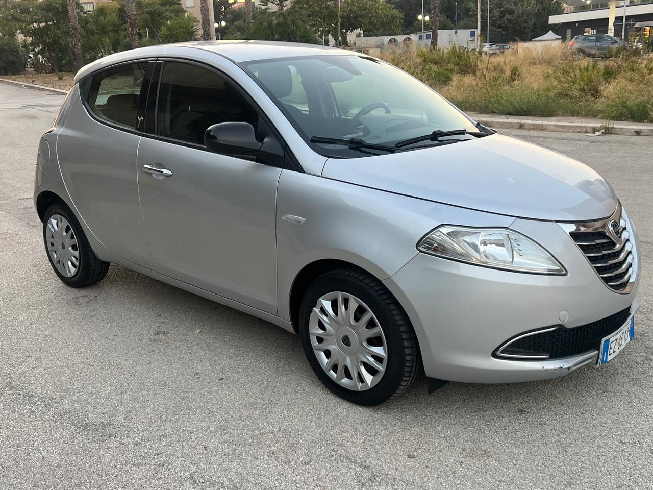 Lancia Ypsilon 1.3 MJT 16V 95 CV 5 porte S&S Elefantino