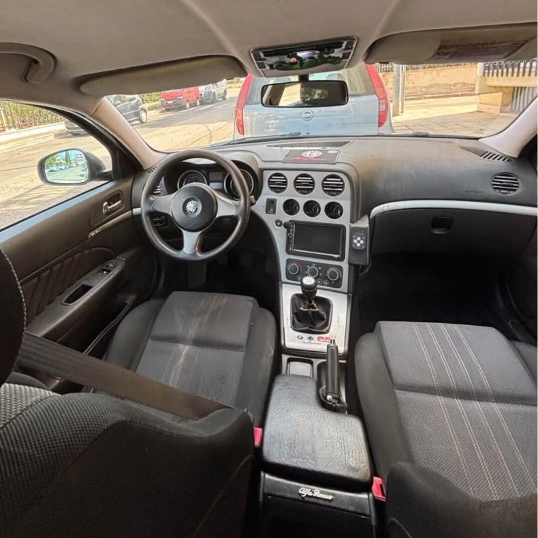 Alfa Romeo 159