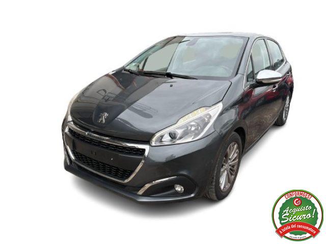 PEUGEOT 208 1° serie PureTech 82 5 porte Allure