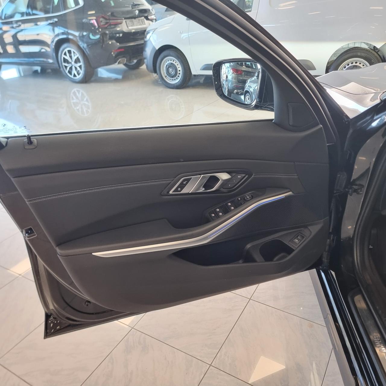 Bmw 318d 48V Touring Luxury - Pelle - Navy