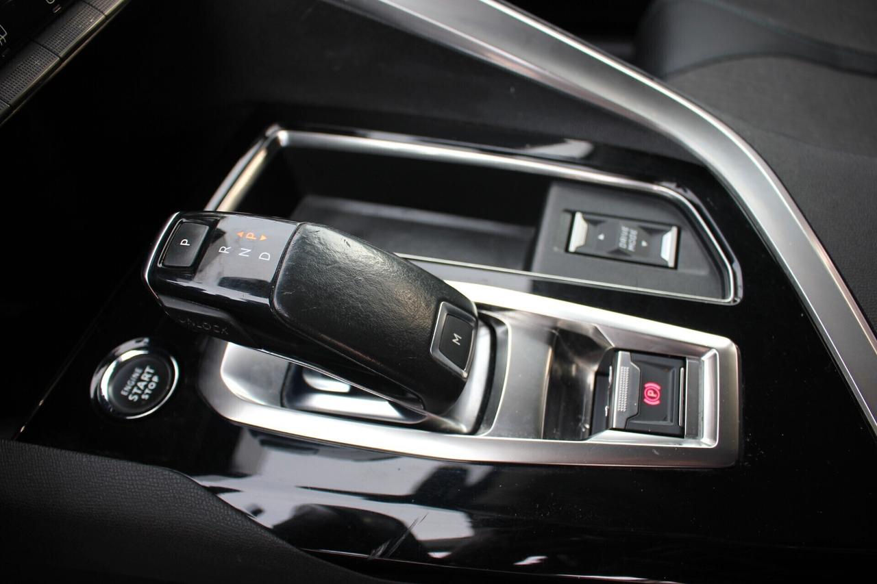 Peugeot 3008 ALLURE-EAT8*PREZZO VERO*KM CERTI-IVA DEDUCIBILE