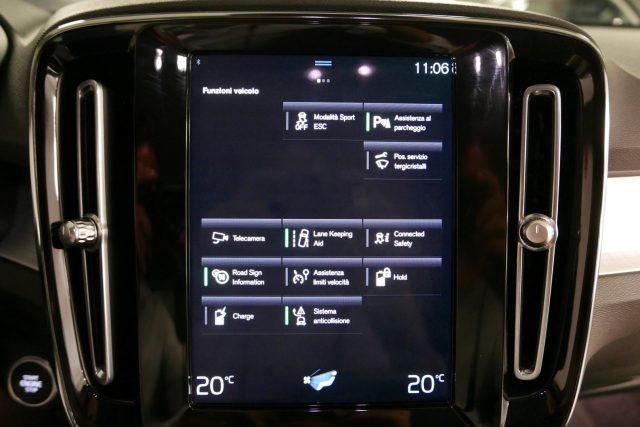 VOLVO XC40 T4 Recharge Plug-in Hybrid Inscript. Expres. My22
