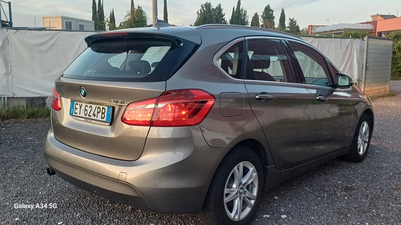 Bmw 2er Active Tourer 218i Luxury