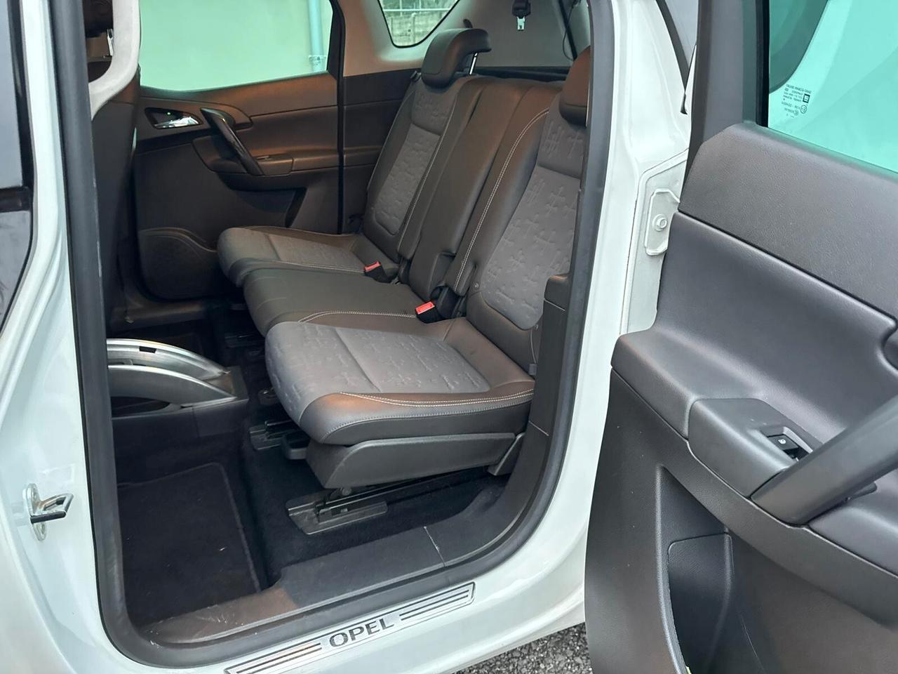 Opel Meriva 1.7 CDTI 110CV b-color Cosmo