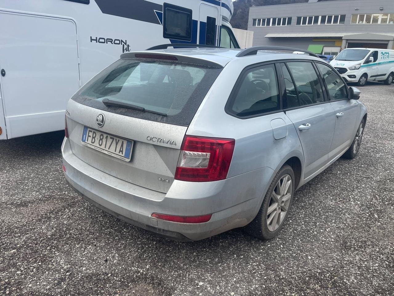 Skoda Octavia 1.6 TDI CR 110 CV 4x4 Wagon Scout