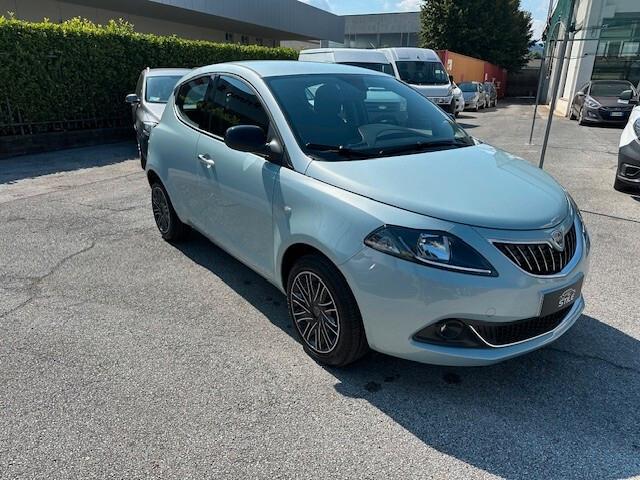 Lancia Ypsilon 1.0 FireFly 5 porte S&S Hybrid Gold