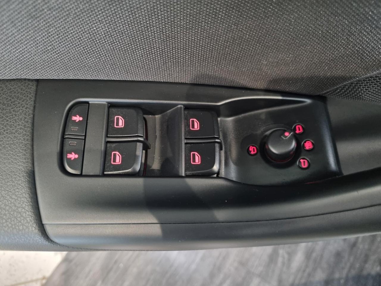 Audi Q3 2.0 TDI 150 CV Business