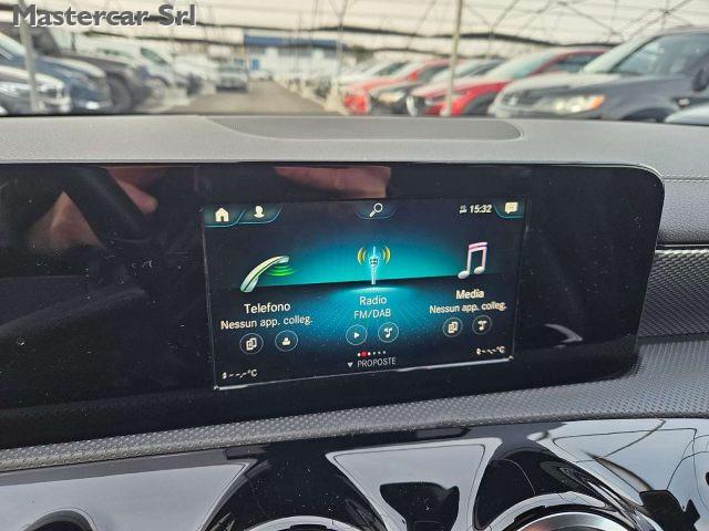 MERCEDES-BENZ CLA 200 Shooting Brake d Sport auto tg : GK808ZT