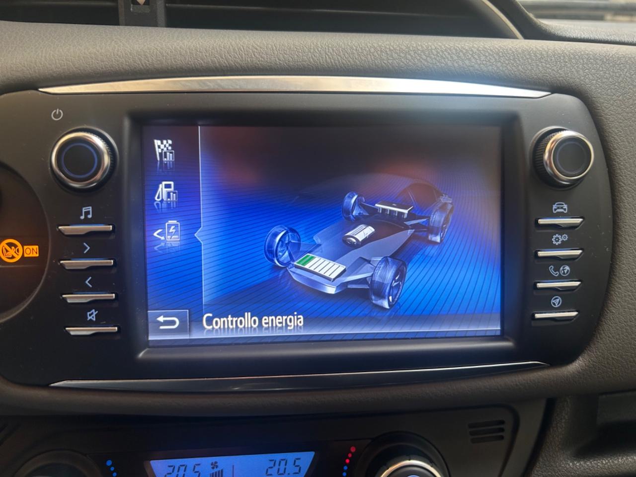 Toyota Yaris 1.5 Hybrid 5 porte Active
