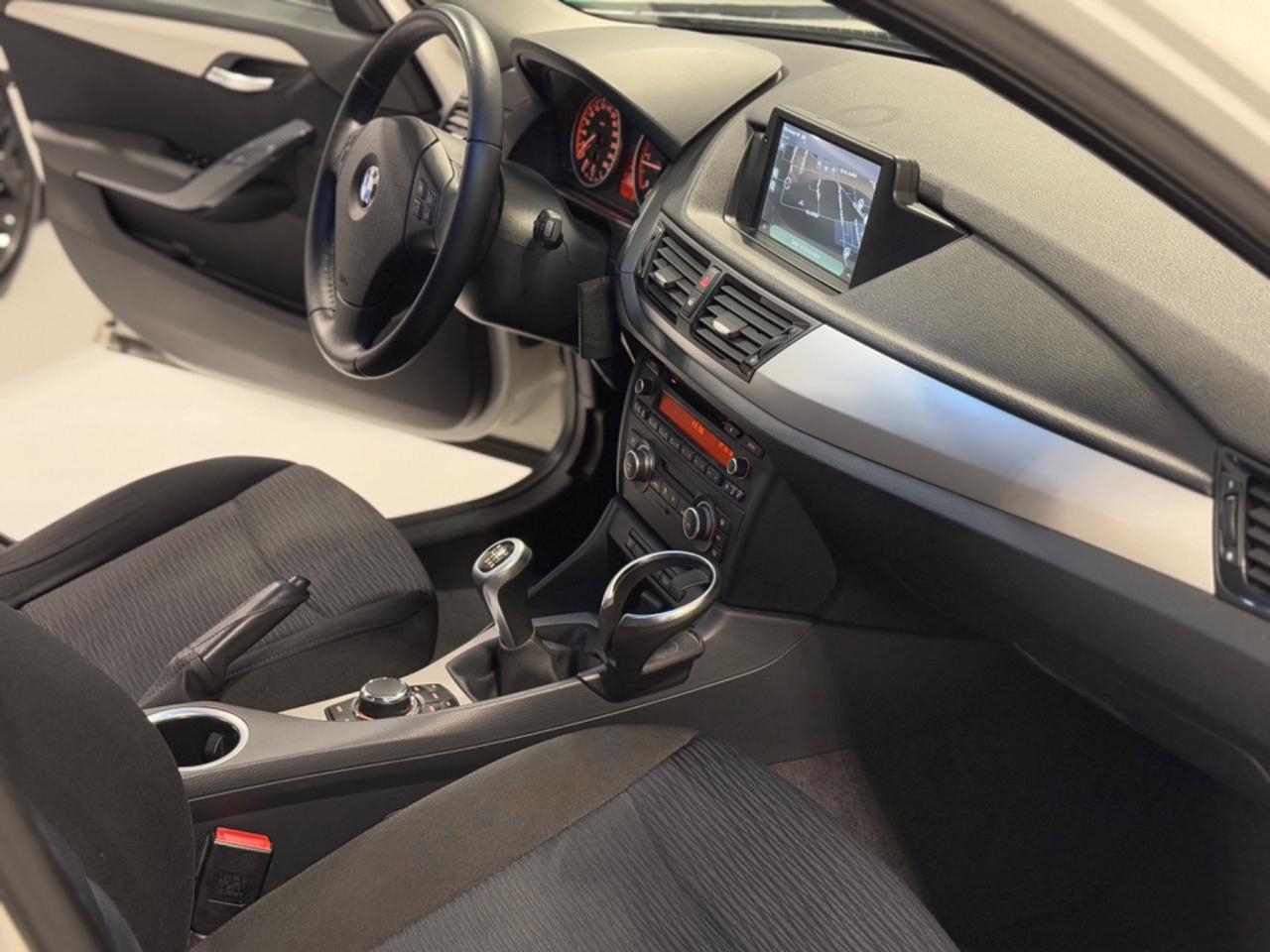 Bmw X1 sDrive16d TELECAMERA, NAVI, BLUETOOTH!