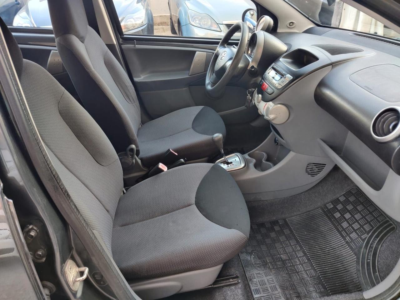Toyota Aygo 1.0 Benzina 5 porte AUTOMATICA
