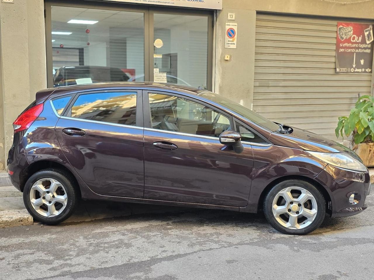 Ford Fiesta Fiesta+ 1.4 5 porte Bz.- GPL