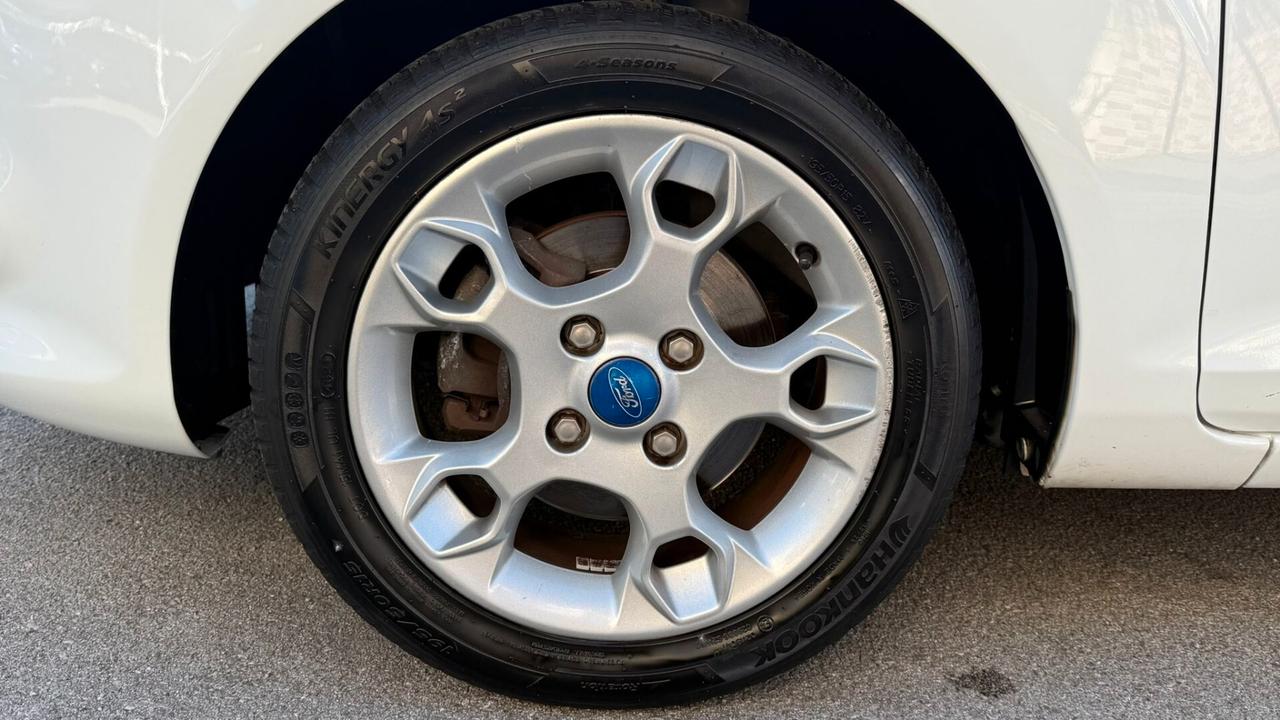 FORD FIESTA 1.4 TITANIUM 5 PORTE GPL 2012