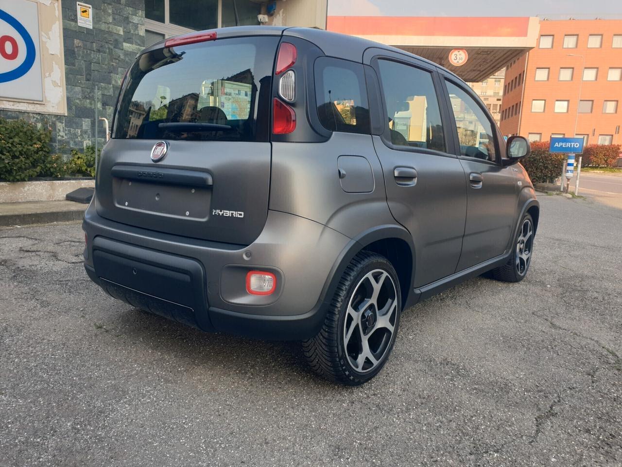 Fiat Panda 1.0 FireFly S&S Hybrid Sport grigio opaco