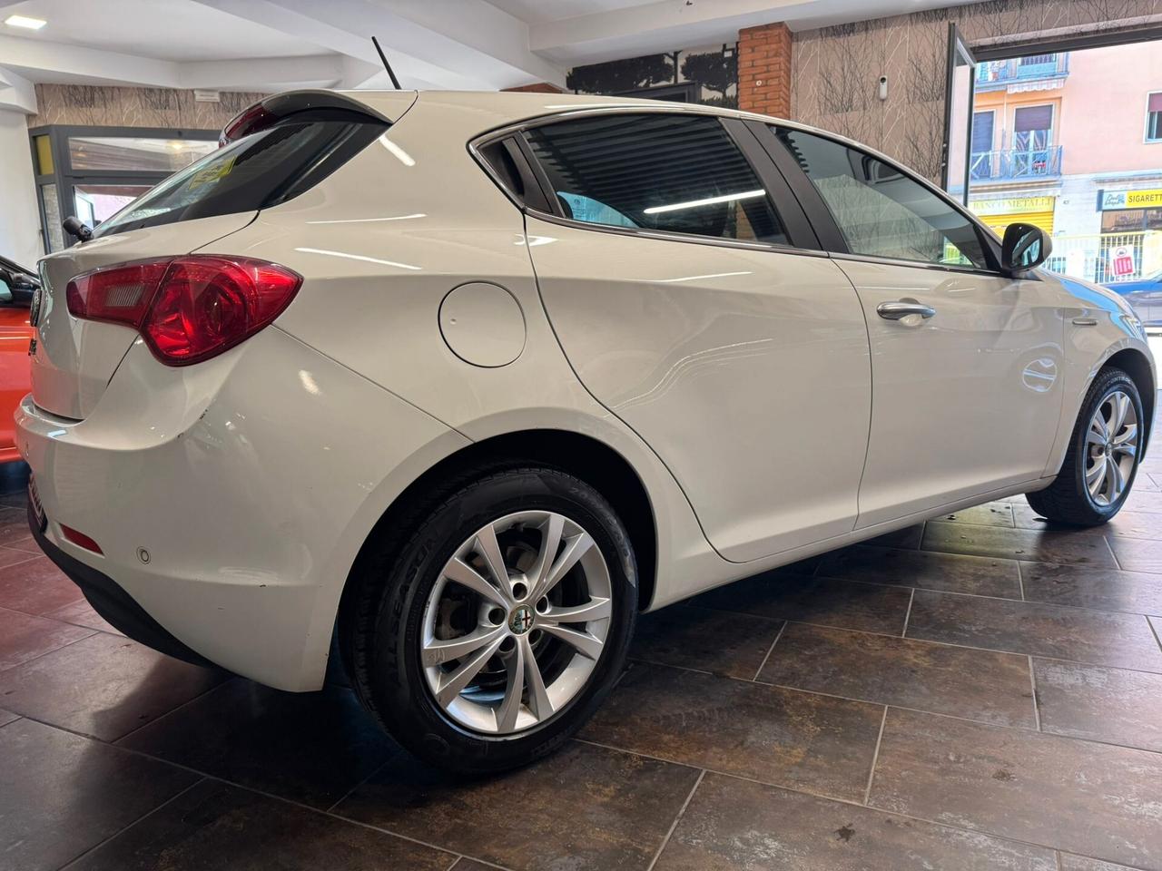 Alfa Romeo Giulietta 1.4 Turbo 120 CV GPL Distinctive