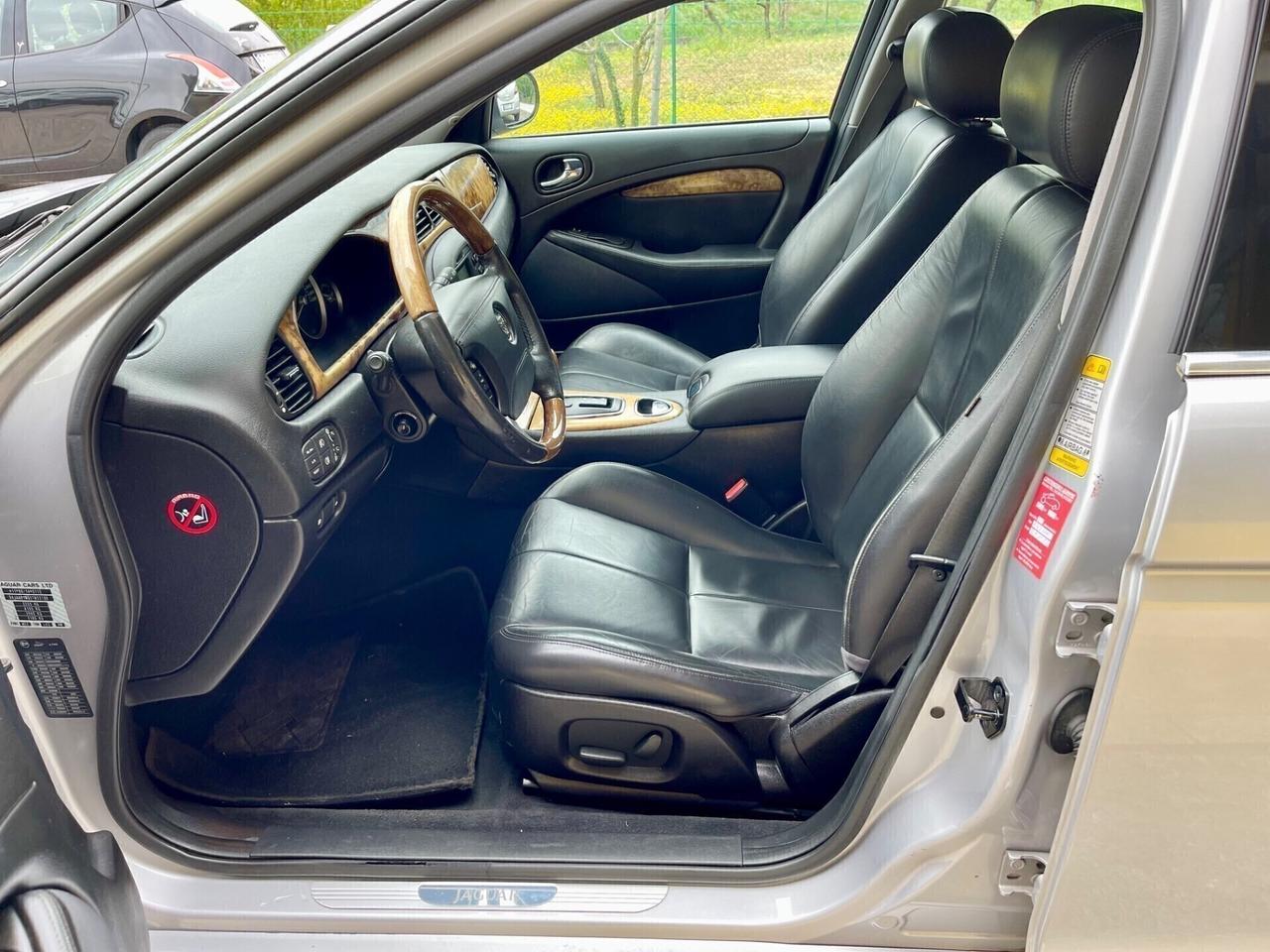 Jaguar S-Type 2.7D 152kw V6 UNICO PROPRIETARIO 12-