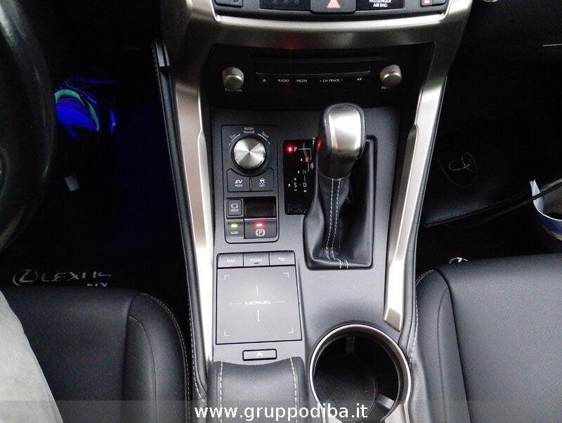 Lexus NX I 2018 300h 2.5 Luxury 4wd cvt