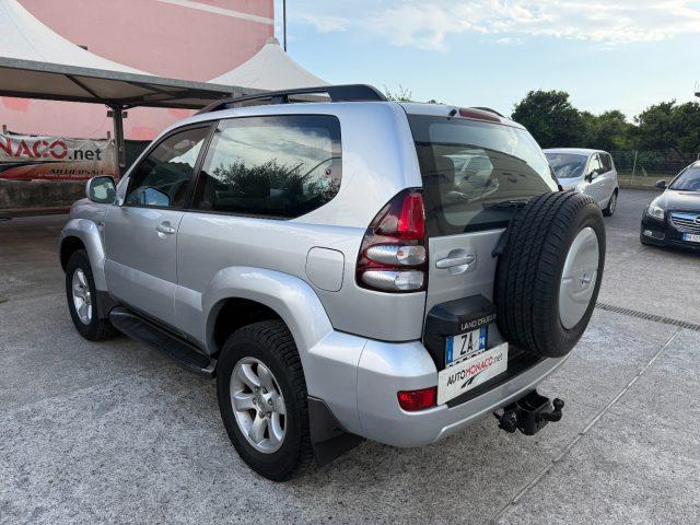 TOYOTA Land Cruiser 3.0 D-4D 16V cat 3 porte Sol