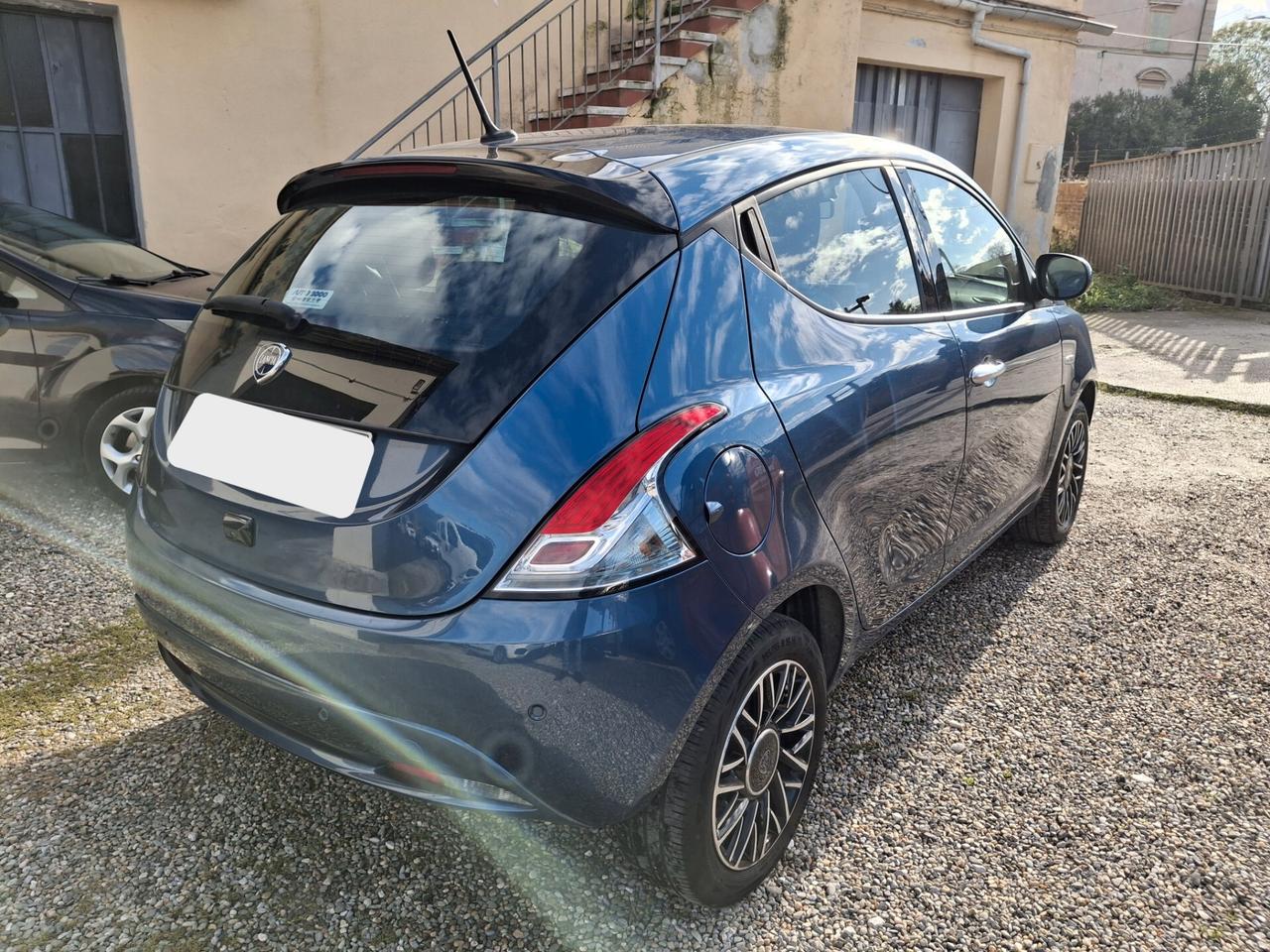 Lancia Ypsilon 1.2 69 CV 5 porte GPL Ecochic