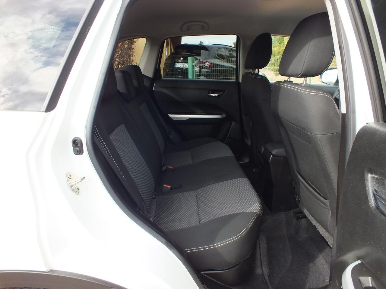 SUZUKI VITARA 1.6 DDiS 4X4 -RETROCAMERA