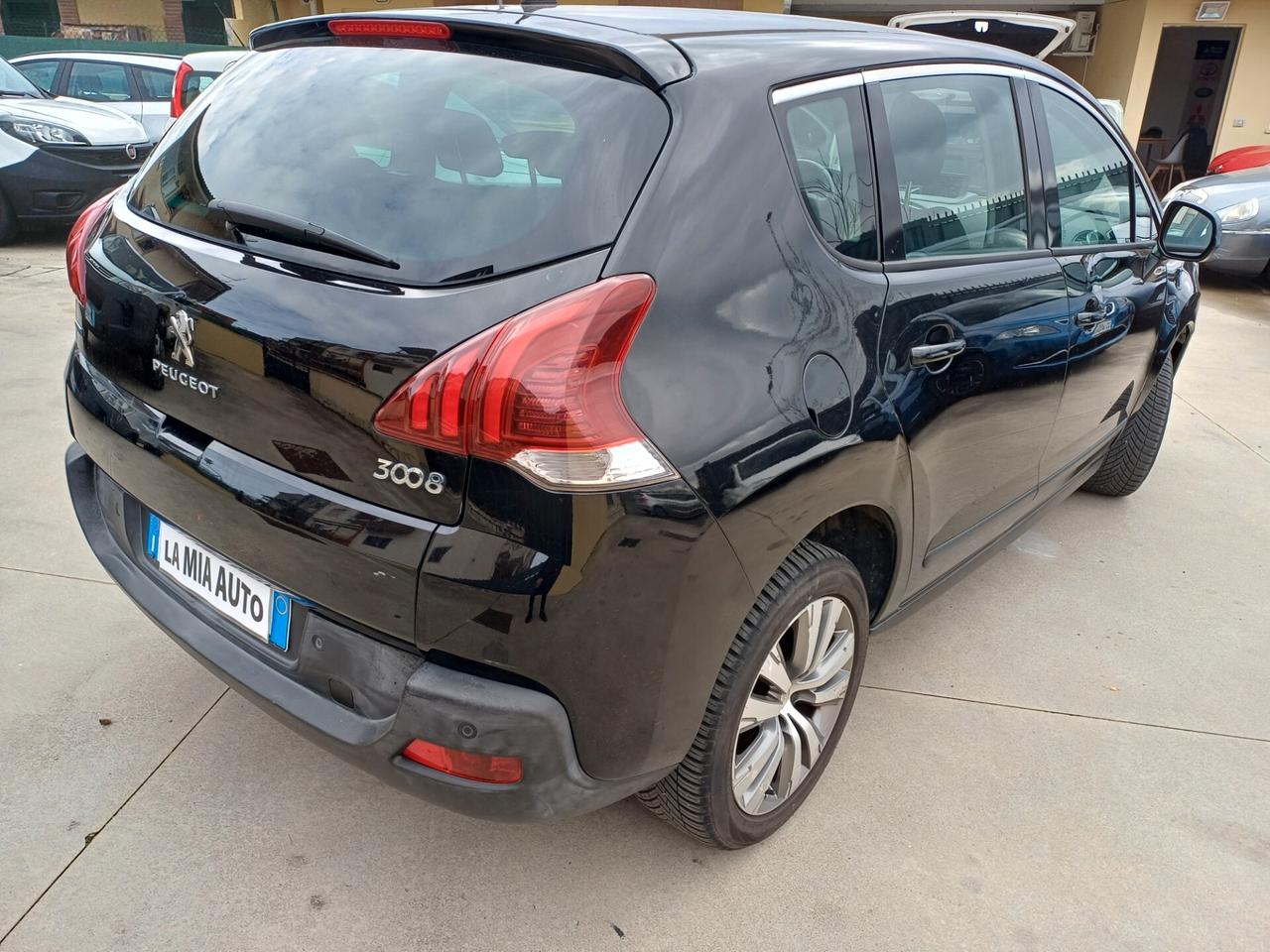 Peugeot 3008 BlueHDi 120 EAT6 S&S Allure