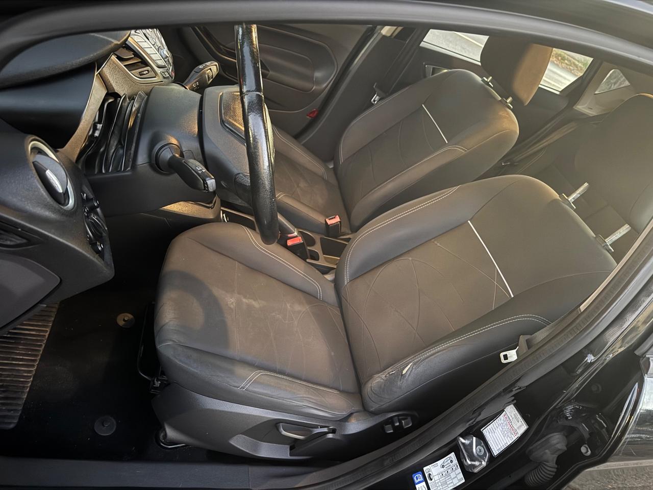 Ford Fiesta 1.4 GPL 5 p neopaten garanzia 12 mesi