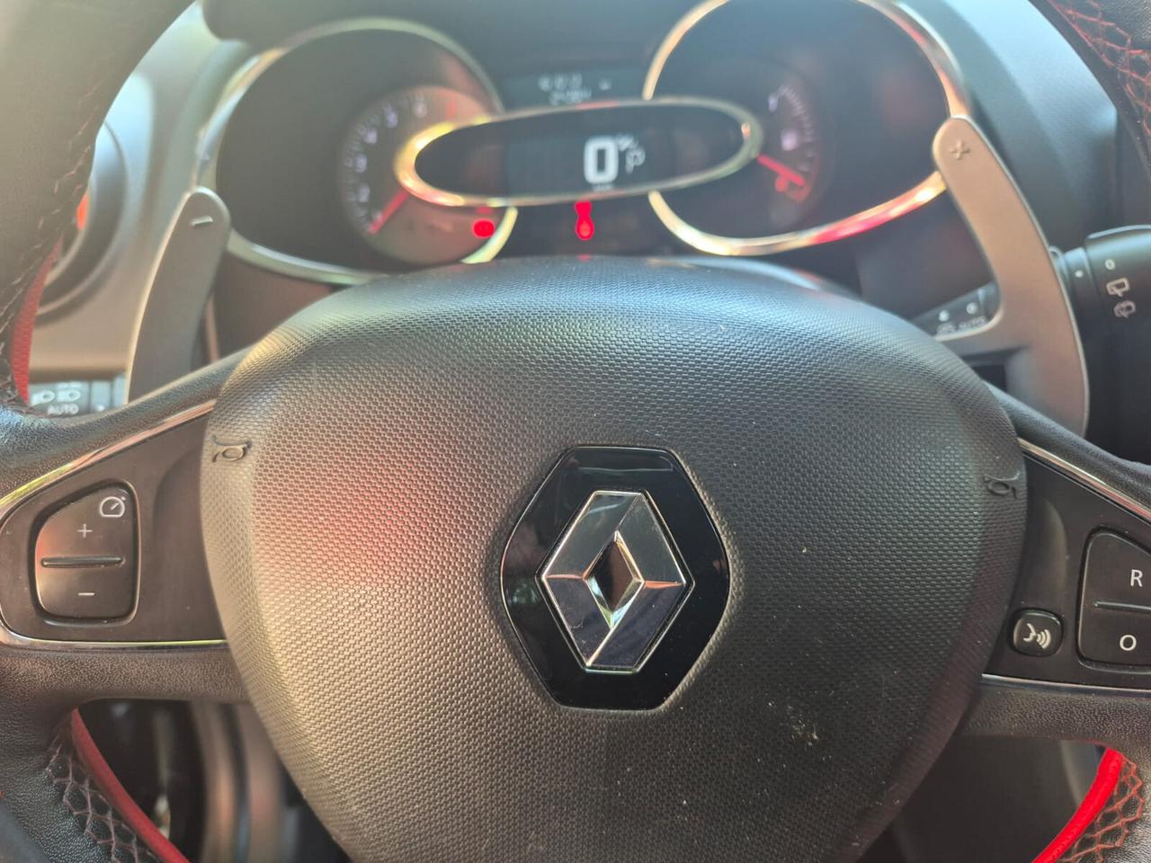 Renault Clio 1.6 T 200CV EDC 5 porte R.S.