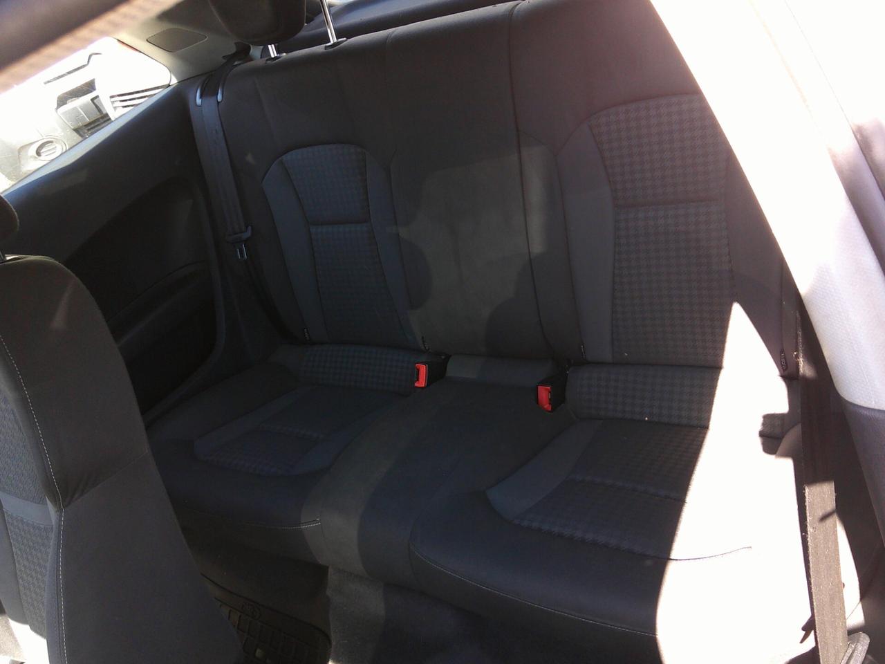 Audi A1 1.6 TDI 105 CV Ambition 12/10