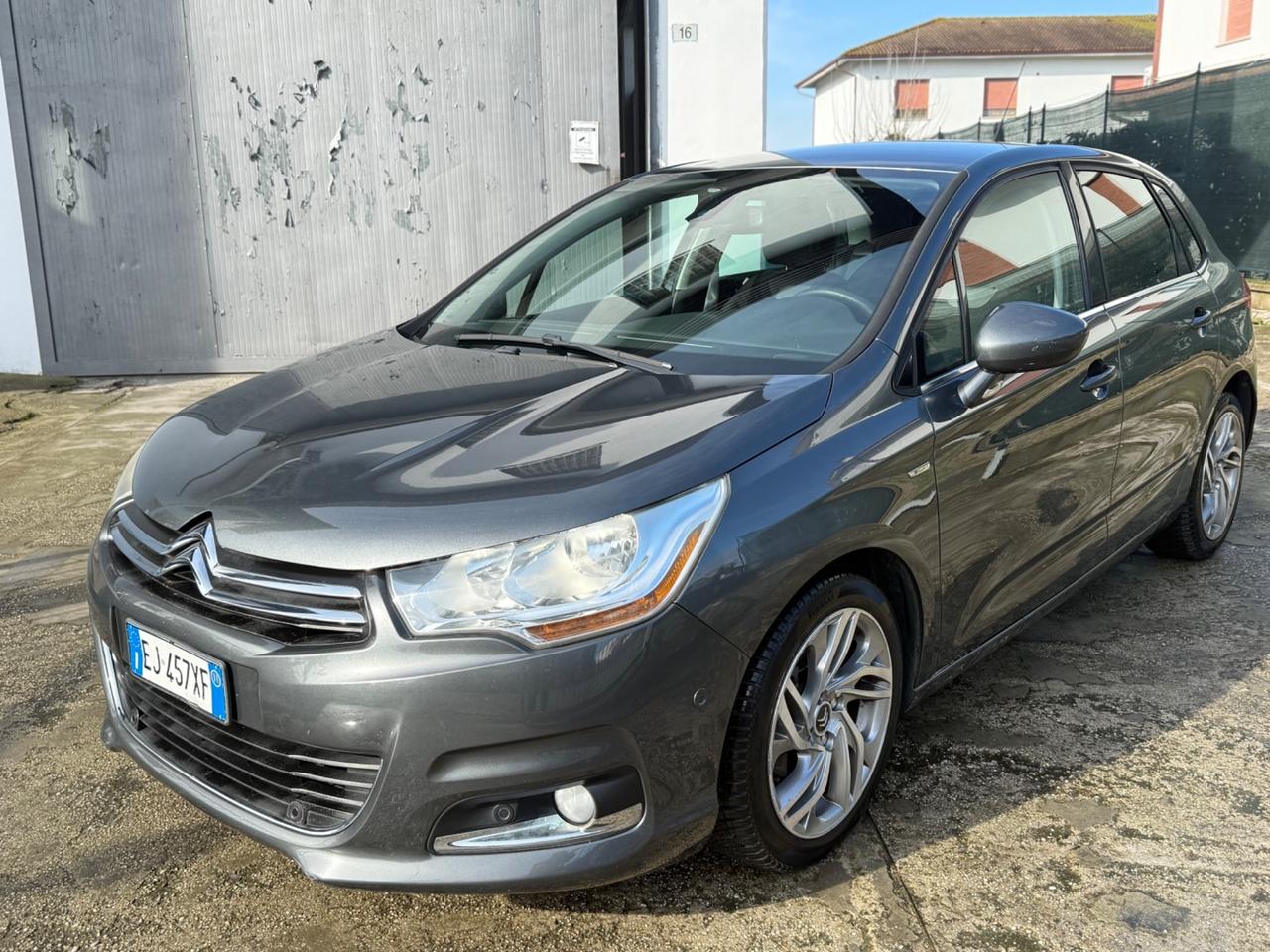 Citroen C4 1.6 HDi FULL OPT POCHI KM NEOPATENTATI