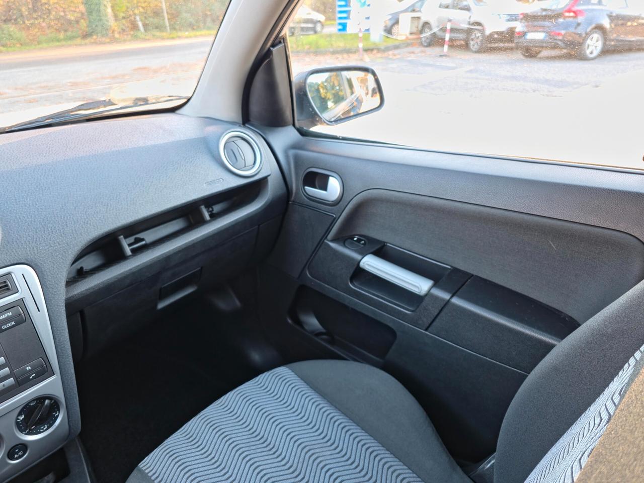 Ford Fusion UAV 1.4 16V 5p. Bz.- GPL 2010-E4 Manuale NEO