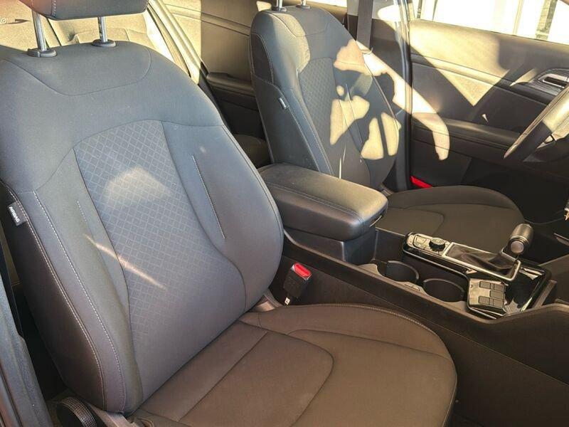 Kia Sportage 1.6 CRDi MHEV DCT Business