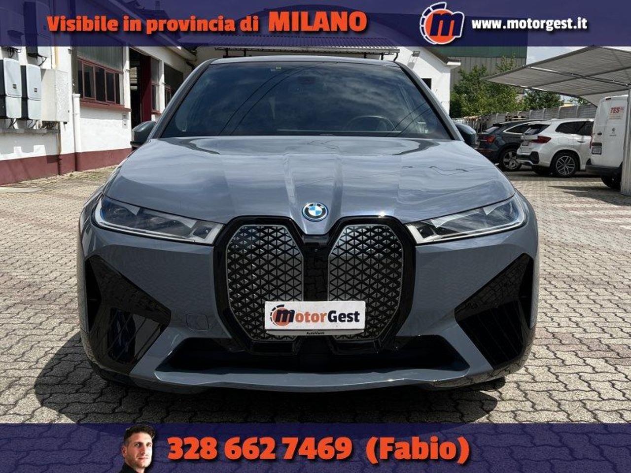 BMW iX xDrive50 Pacchetto Sportivo