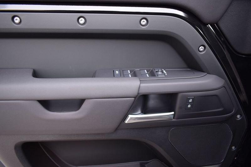 Land Rover Defender Defender 110 3.0D I6 200 CV AWD Auto S AUTOCARRO N1 IVA ESPOSTA