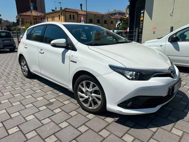 TOYOTA Auris 1.8 Hybrid Cool