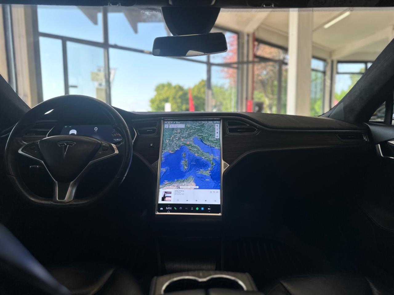 Tesla Model S 85kWh Dual Motor ricariche gratuite