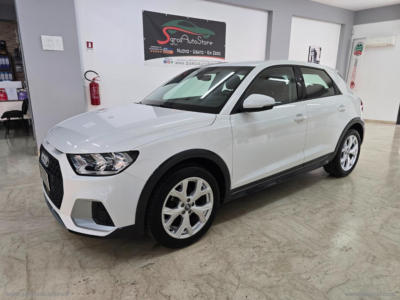 AUDI A1 citycarver 30 TFSI Identity Contrast 116CV