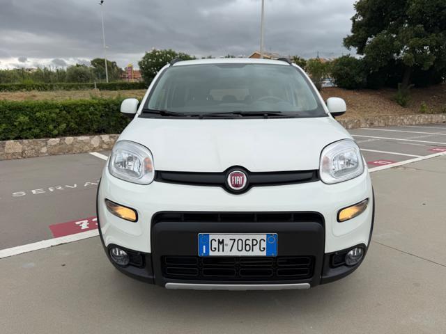 FIAT Panda 1.0 HYBRID CITY LIFE+CLIMATRONIC+SCHERMO+5POSTI